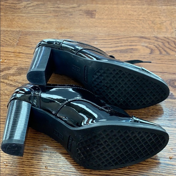 Aerosoles US 7 1/2 Black Patent Leather Shoes - Picture 6 of 7